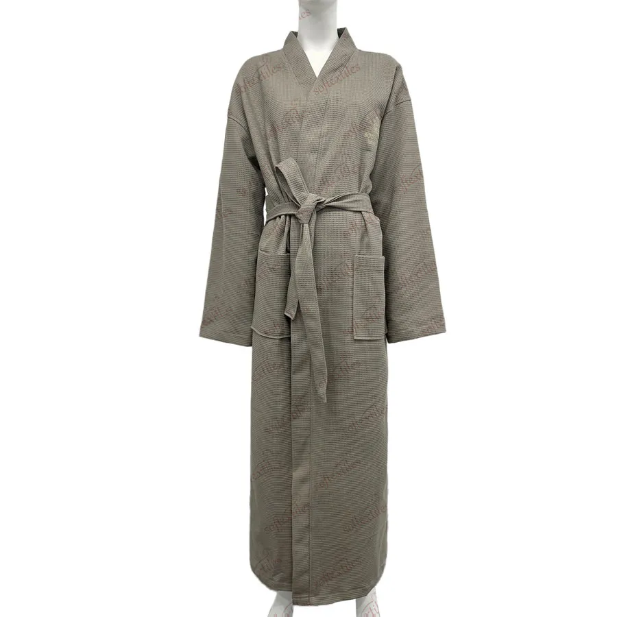 Gray Waffle Long bathrobe texture review, image 2, showing fabric texture, absorbency cues, and surface handfeel.