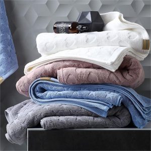 Read more about the article  How to Care for Hotel Towels: Essential Tips for Longevity