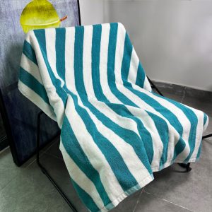 Read more about the article The Science Behind Super Absorbent Towels