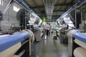 Read more about the article nity in Adversity: How Our Team Stays Strong in the Face of Manufacturing Challenges