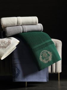 Read more about the article How Hotels Choose Their Signature Towels