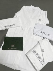 Read more about the article The Key Benefits of High-Quality Custom Towels for Hotels and Spas